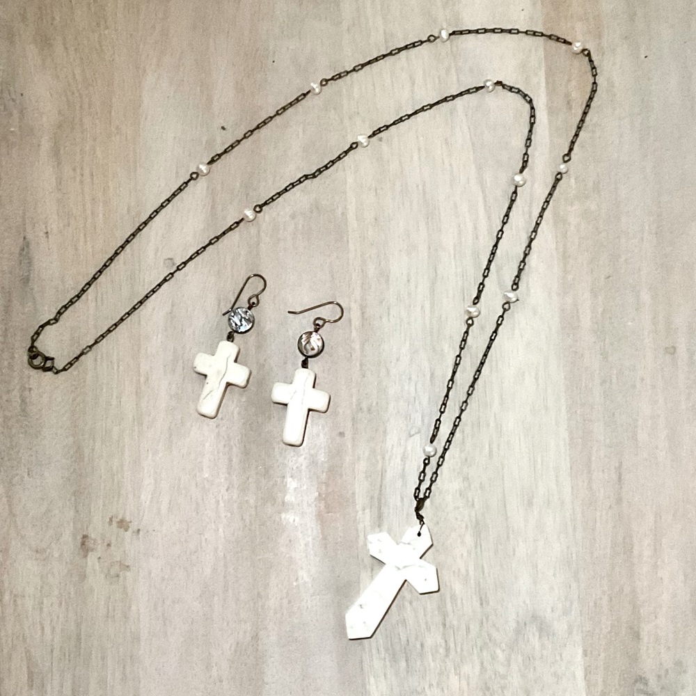 Lilly Beck Originals Cross Pendant Necklace and Matching Earrings